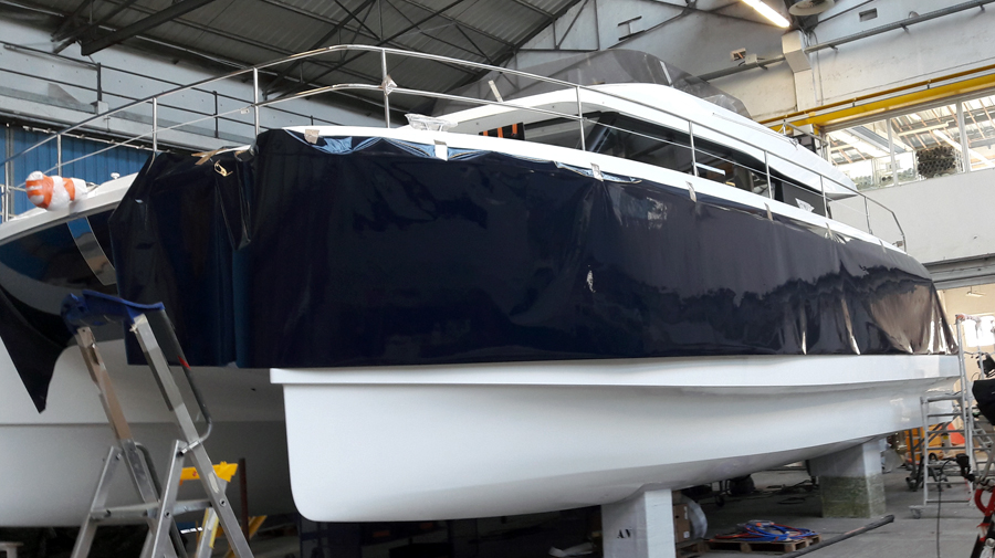 fountaine pajot MY 44 wrapping