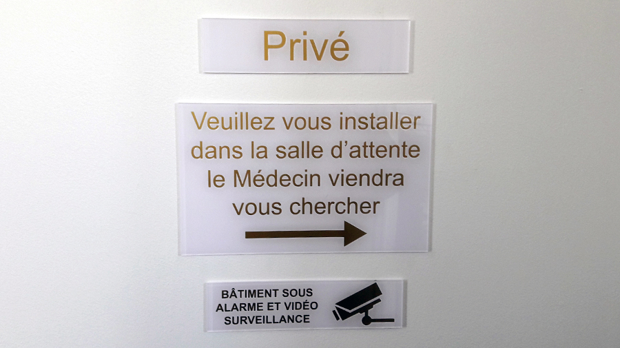 plaque professionnelle Dr Plessier la rochelle