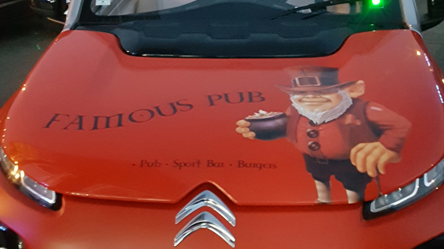 Famous Pub au Vieux Port à La Rochelle